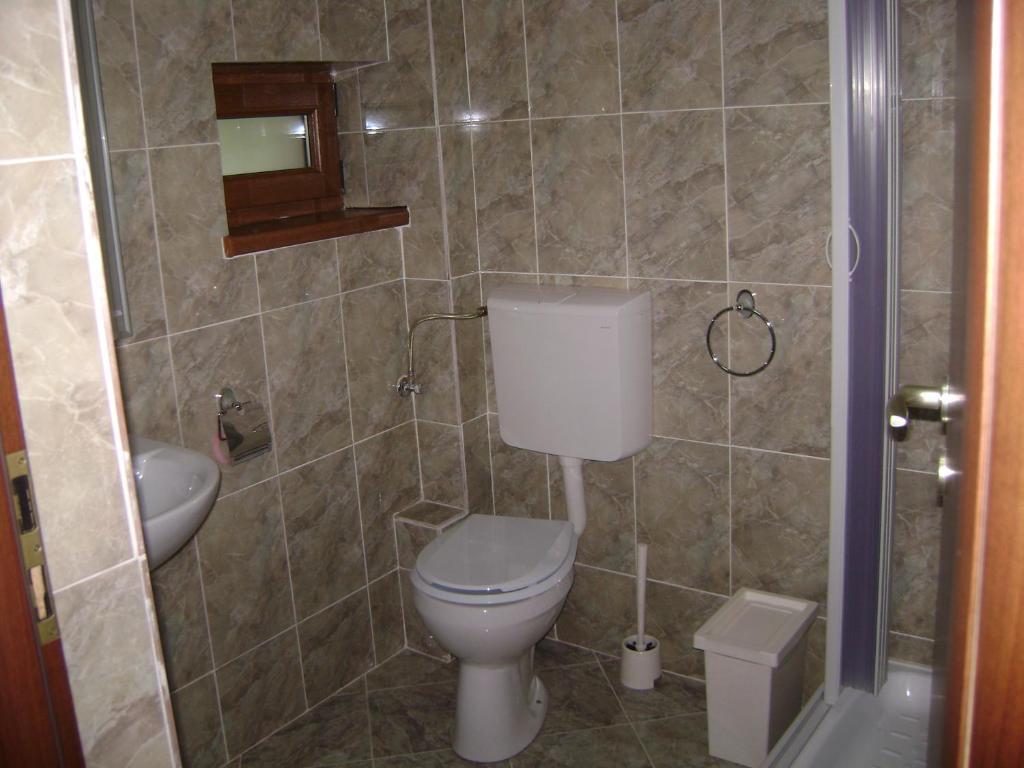 ホテルCasa Anotimpuri シナヤ 部屋 写真
